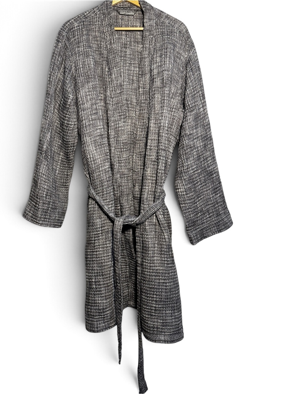 Parachute waffle  Robe in Gray Large Like New textured 100% cotton luxury